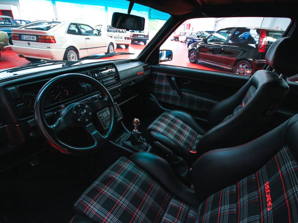 Bild 25/32 von Volkswagen Golf Mk II GTi G60 1.8 (1991)