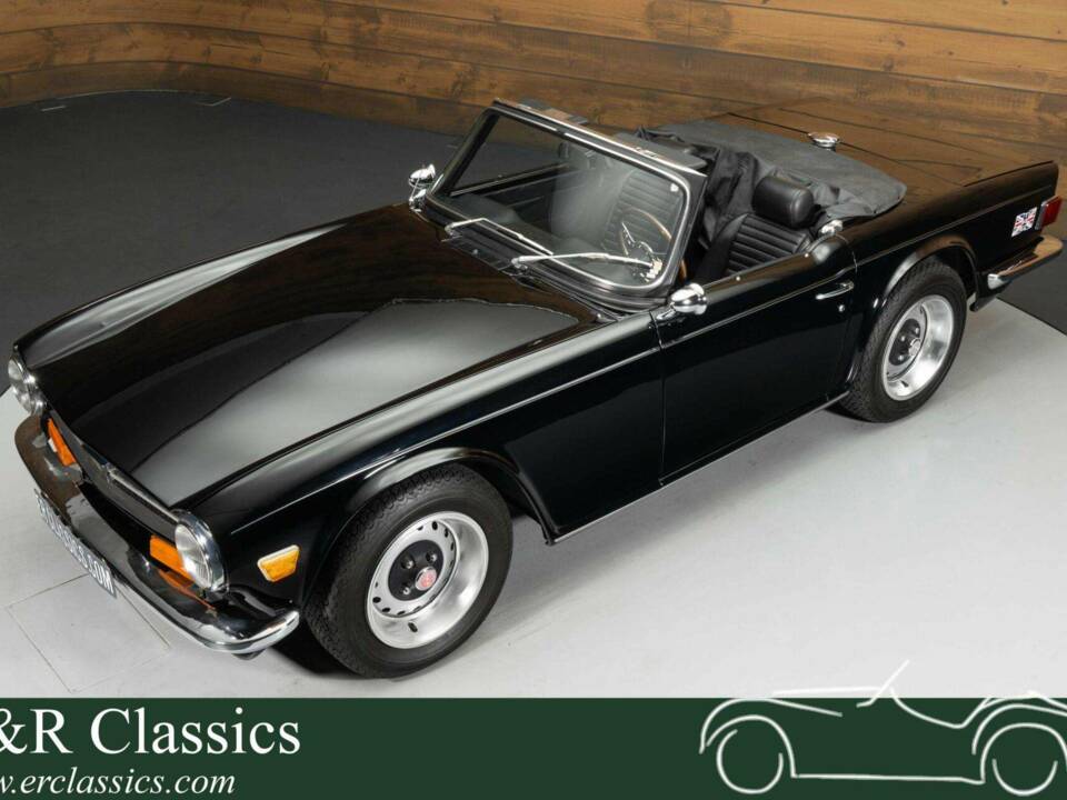 Image 1/19 de Triumph TR 6 (1971)