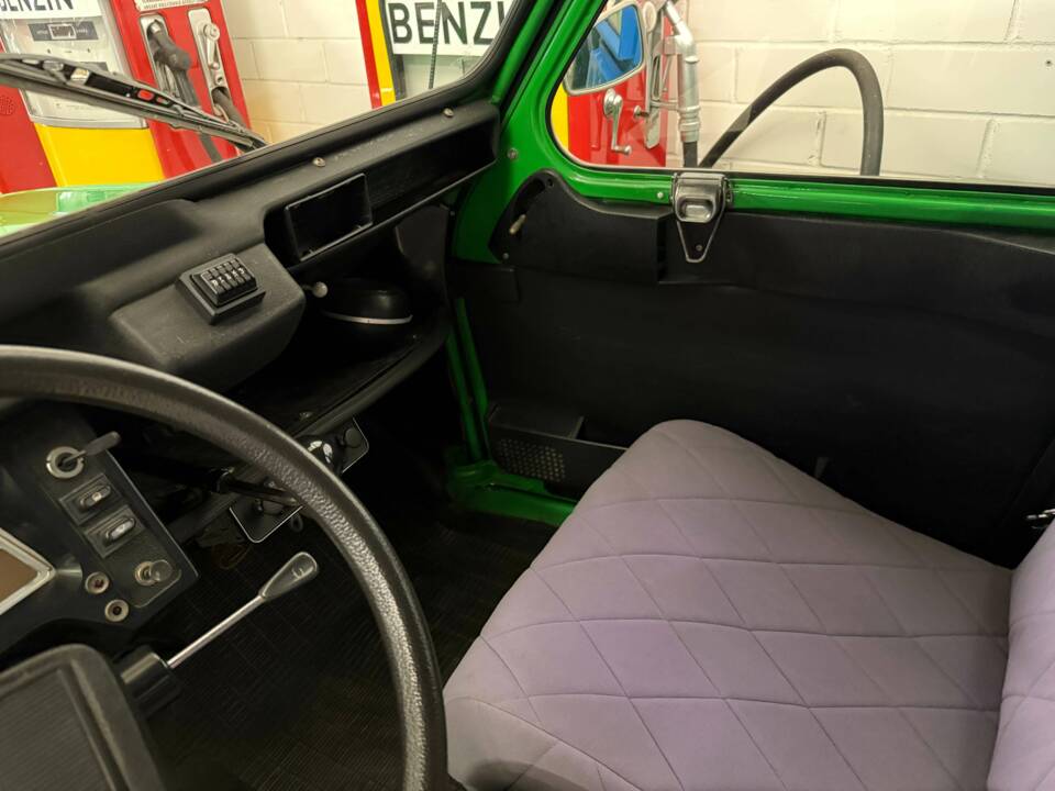 Imagen 10/18 de Citroën 2 CV 6 Club (1987)