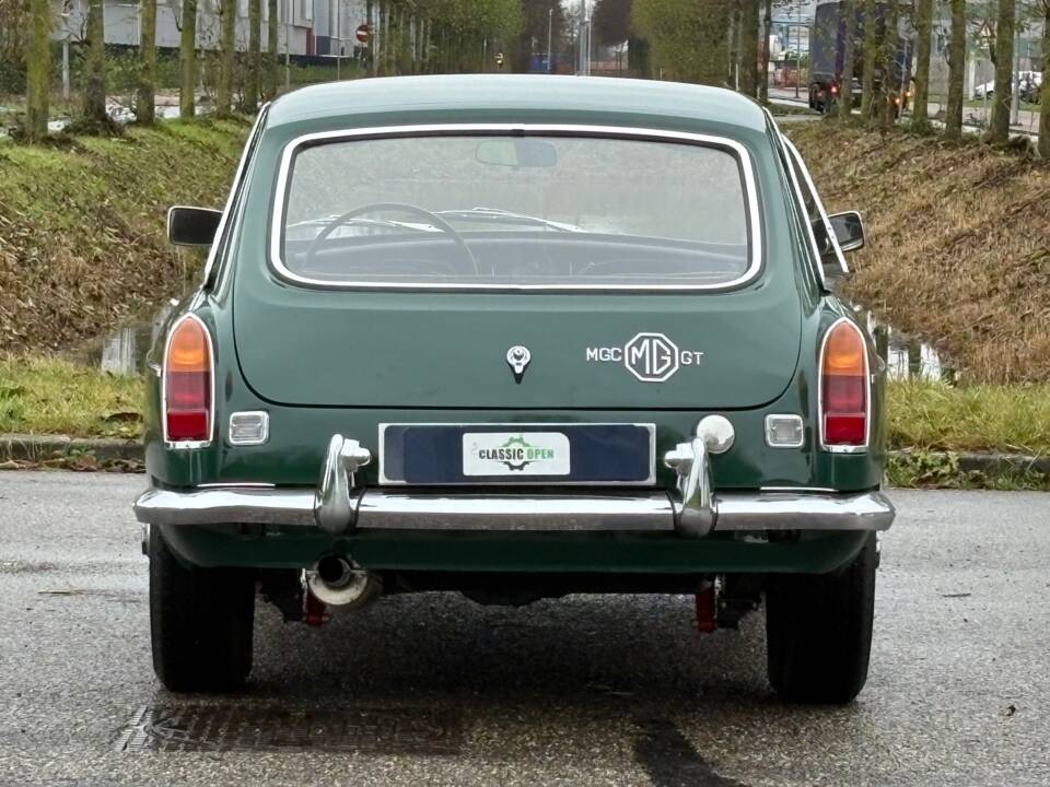 Immagine 15/40 di MG MGC GT (1968)