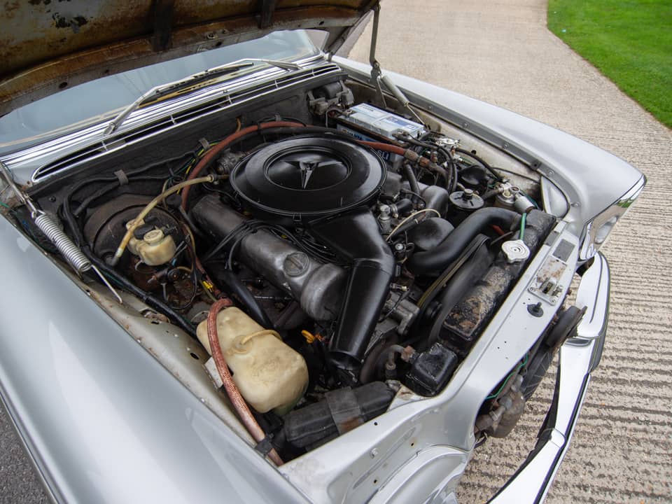 Immagine 22/34 di Mercedes-Benz 300 SEL 3.5 (1972)
