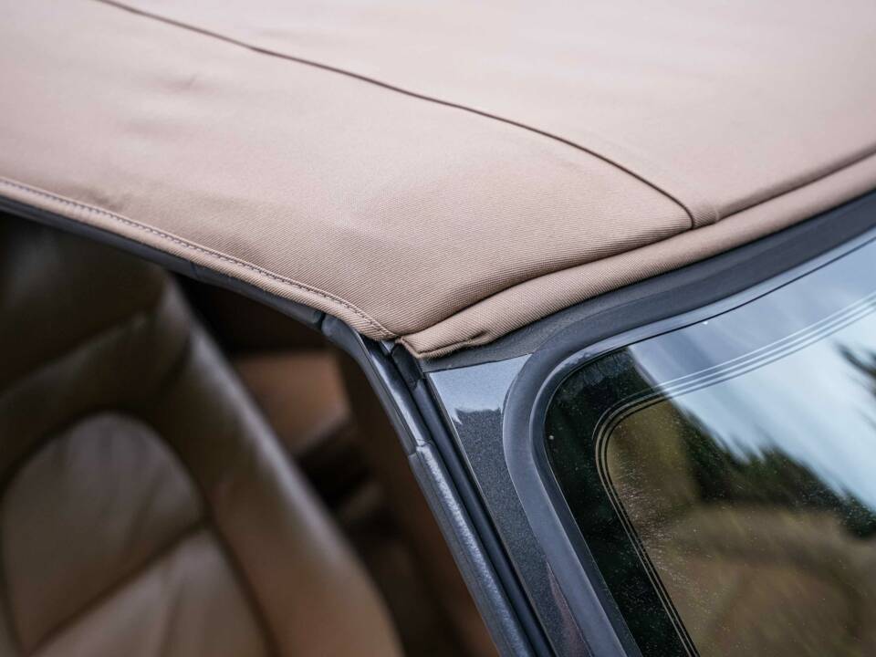 Image 18/89 of Saab 900 Turbo S 16V (1993)