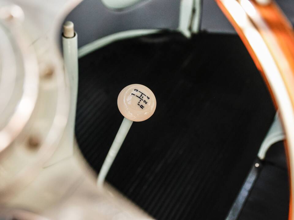 Bild 11/41 von Volkswagen T2 a/b (1964)