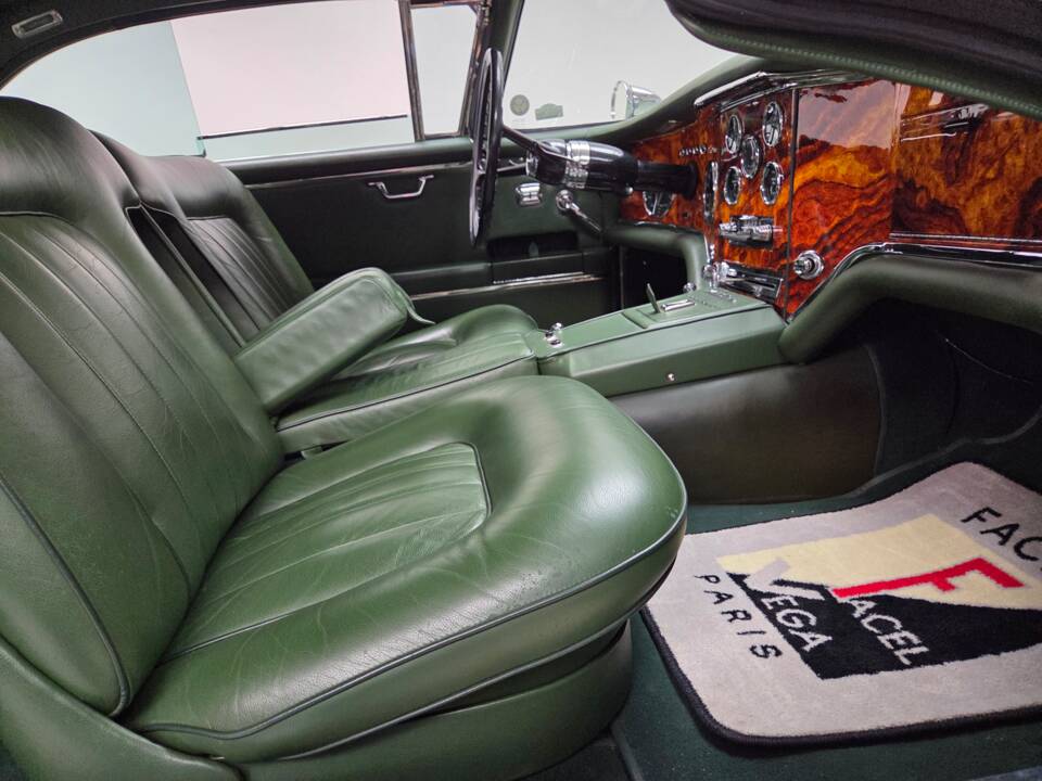 Image 13/19 of Facel Vega HK 500 (1959)