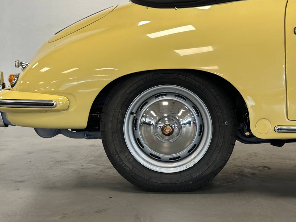 Image 12/101 of Porsche 356 B 1600 (1963)