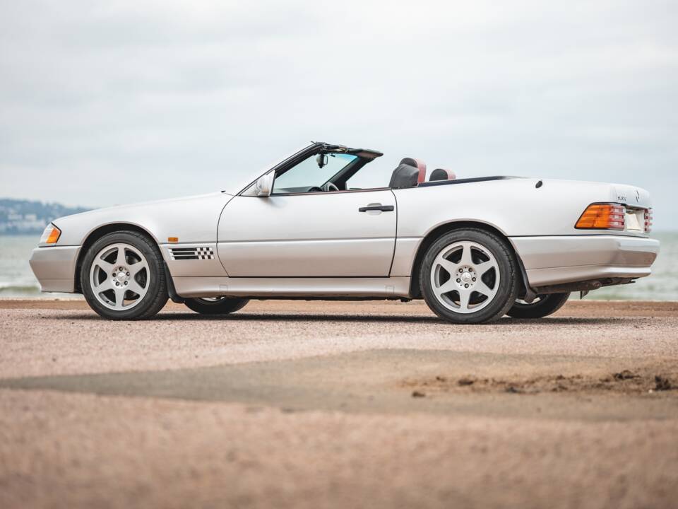 Bild 35/42 von Mercedes-Benz SL 320 &quot;Mille Miglia&quot; (1995)