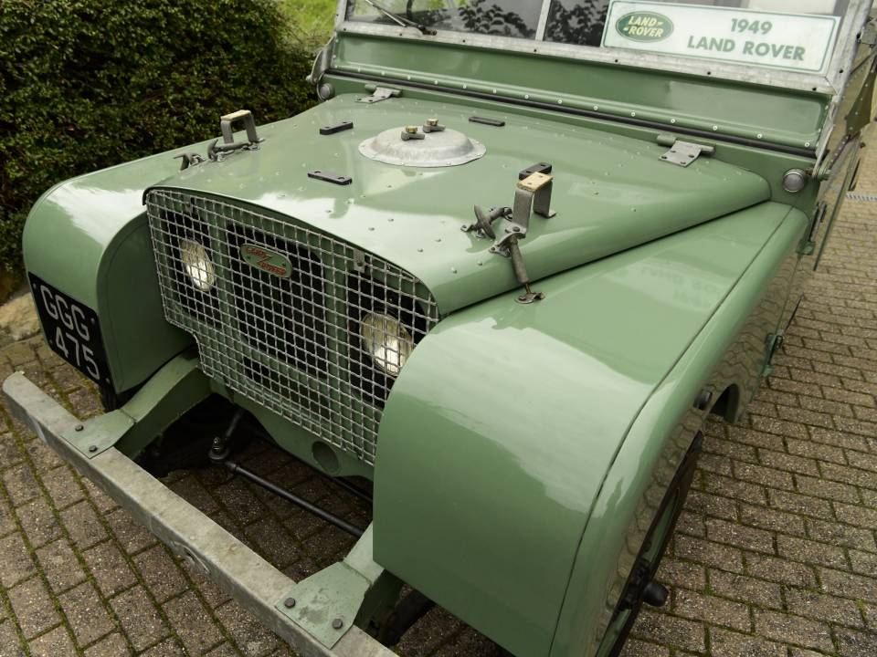 Image 17/44 of Land Rover 80 (1949)