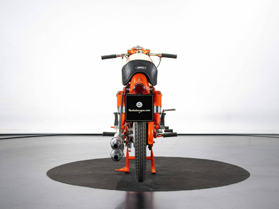 Bild 3/50 von Gilera 175 Sport (1956)