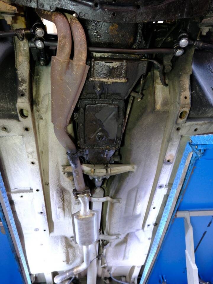 Image 8/23 of FIAT 124 Sport Coupe (1973)