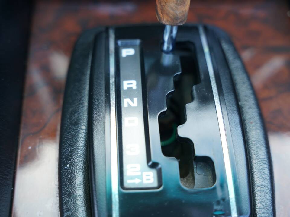 Bild 13/50 von Mercedes-Benz 500 SL (1983)