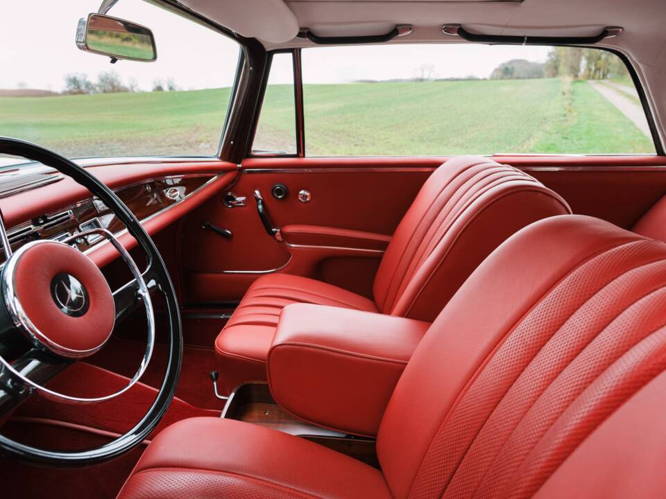 Bild 30/40 von Mercedes-Benz 300 SE (1965)