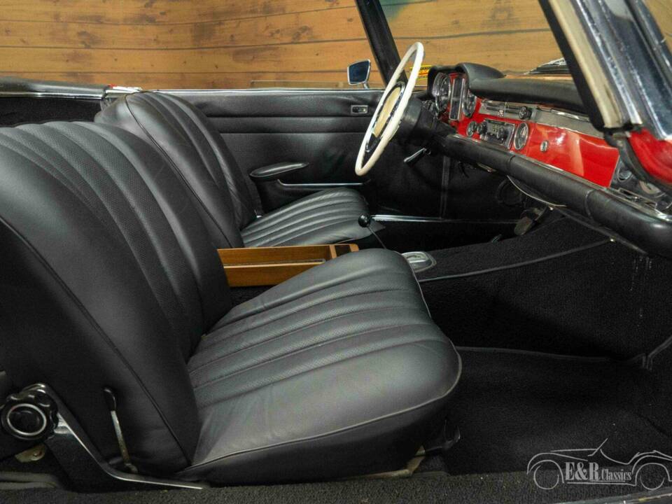 Image 8/19 de Mercedes-Benz 280 SL (1968)