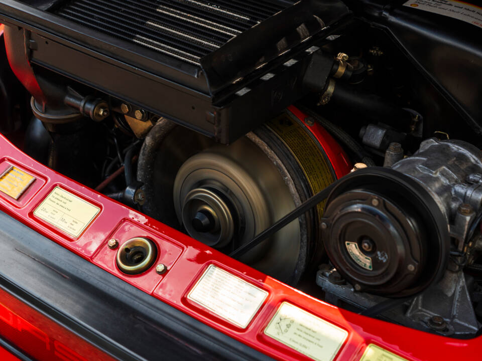 Afbeelding 13/53 van Porsche 911 Turbo 3.3 (1989)