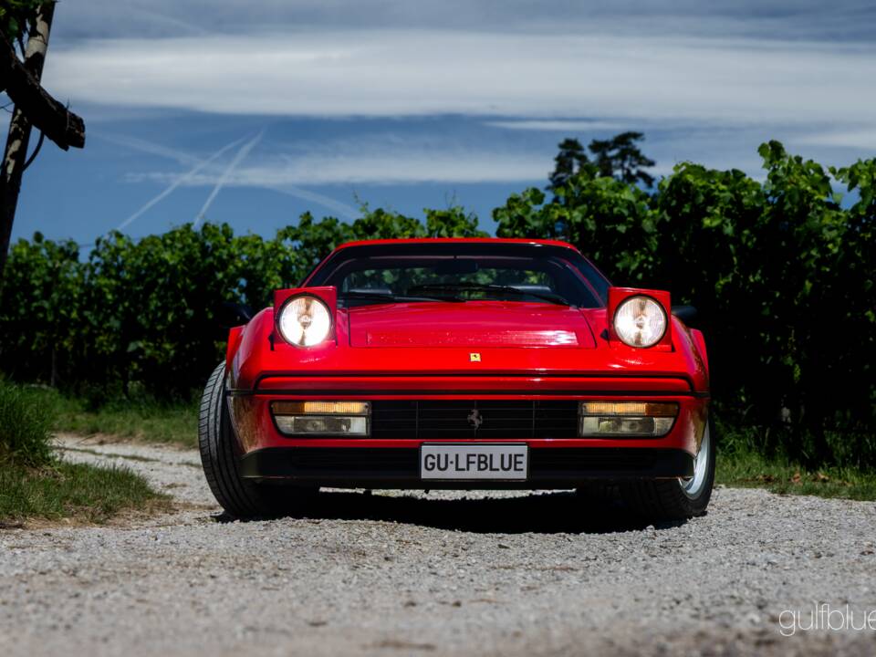 Image 18/73 of Ferrari 208 GTS Turbo (1989)