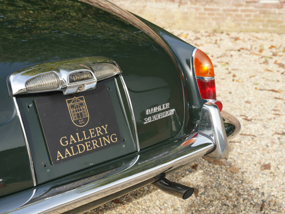 Image 30/50 of Daimler Sovereign 420 (1968)