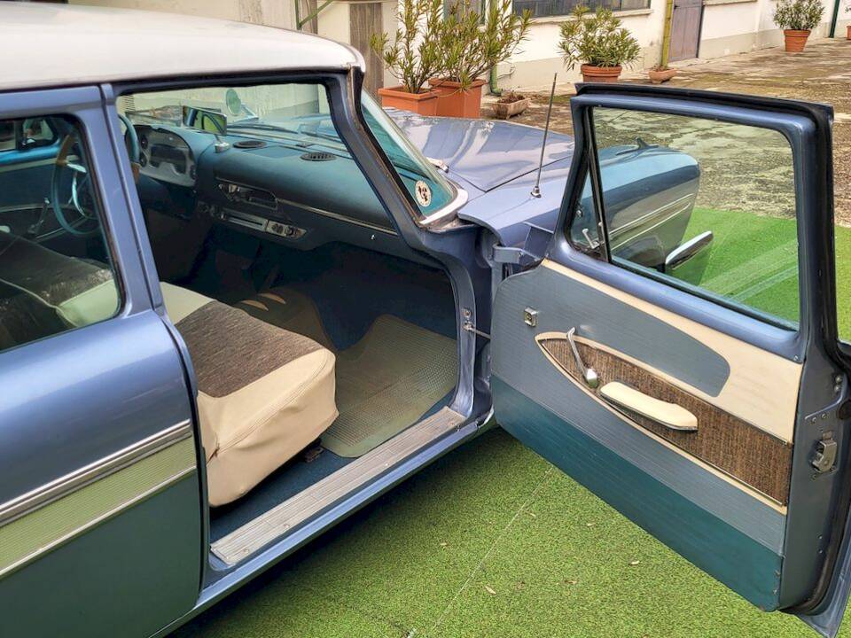 Bild 48/79 von Plymouth Sport Suburban (1958)