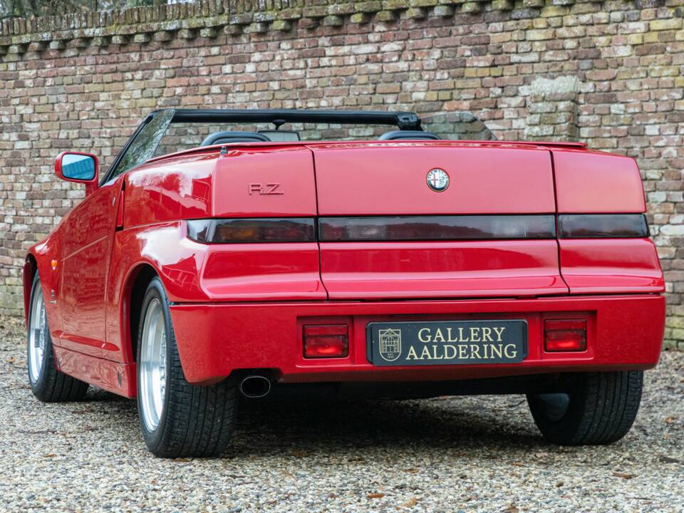 Bild 6/50 von Alfa Romeo RZ (1995)