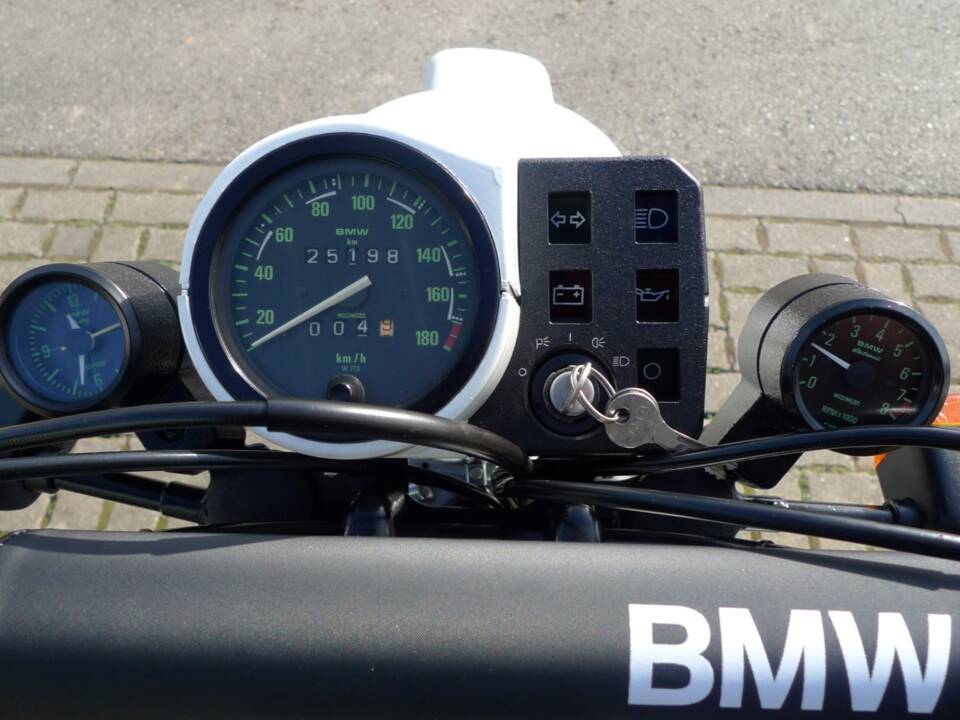 Image 26/40 de BMW R 80 G/S "Paris Dakar" (1987)