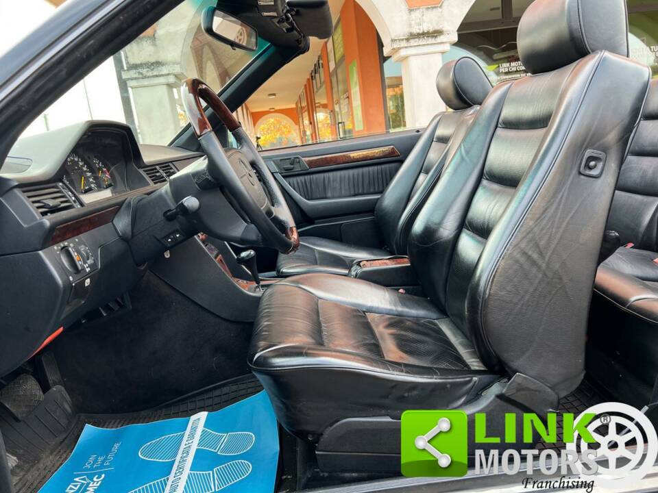 Bild 10/10 von Mercedes-Benz 300 CE-24 (1993)