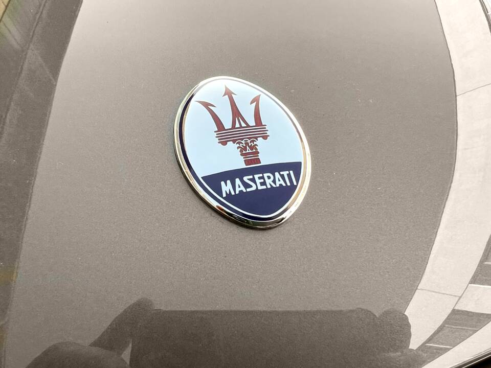 Image 26/101 of Maserati Mexico 4200 (1971)