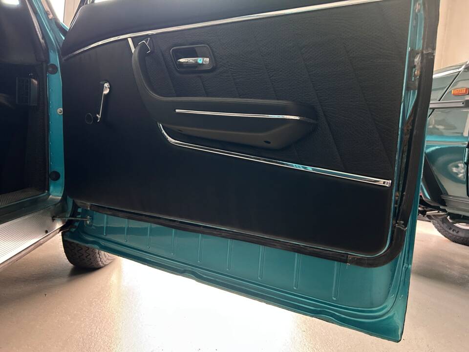 Image 13/47 of NSU Ro 80 (1976)