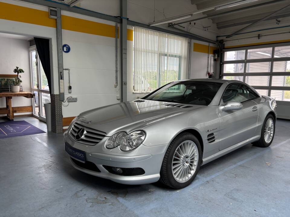 Image 27/29 of Mercedes-Benz SL 55 AMG (2002)
