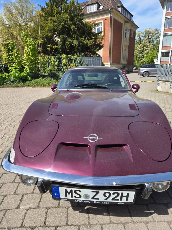 Image 49/92 of Opel GT 1900 (1973)