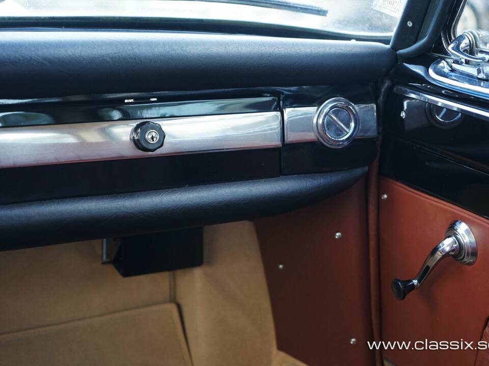 Immagine 13/27 di Lancia Flaminia Coupe Pininfarina 3B (1963)