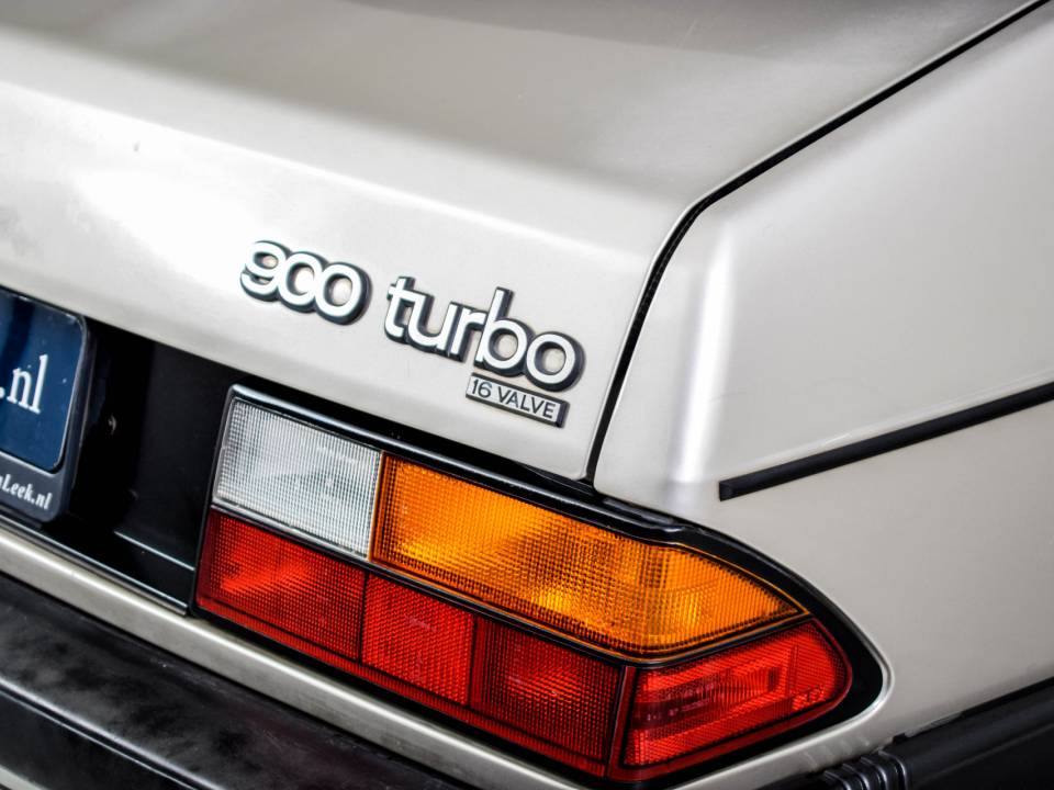 Image 15/50 of Saab 900 Turbo (1993)