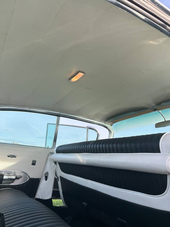 Image 19/56 of Cadillac Sedan DeVille (1959)