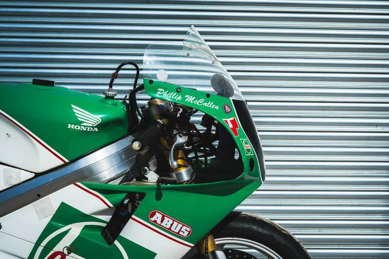 Immagine 23/50 di Honda VFR 750R RC36 (1992)