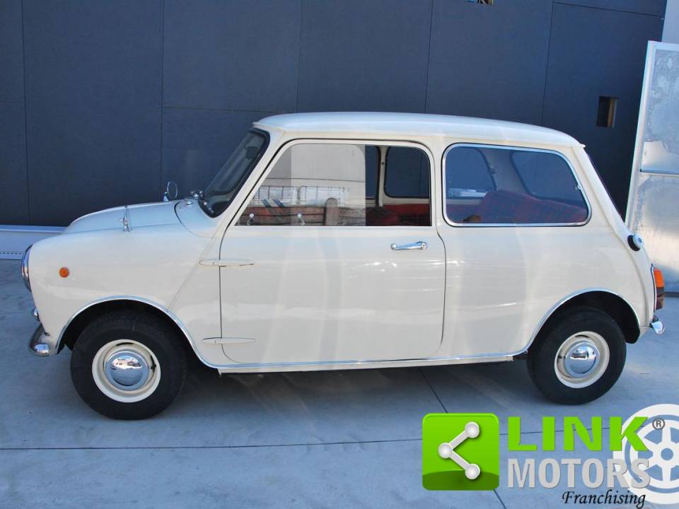 Image 7/9 of Morris Mini Cooper 1000 (1968)