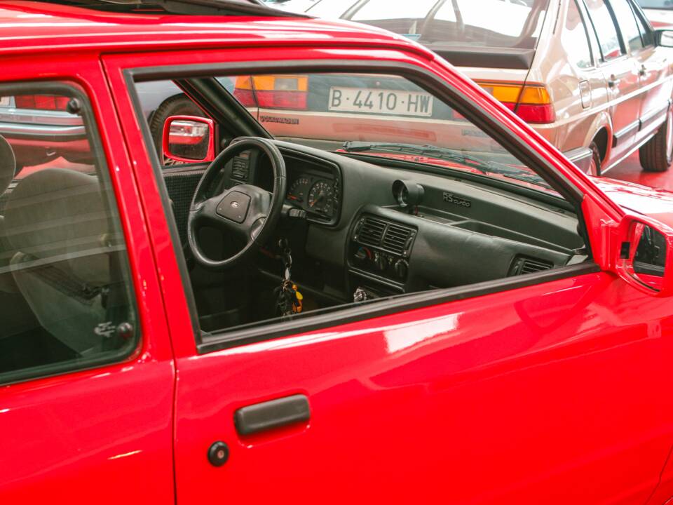 Bild 7/23 von Ford Escort turbo RS (1986)