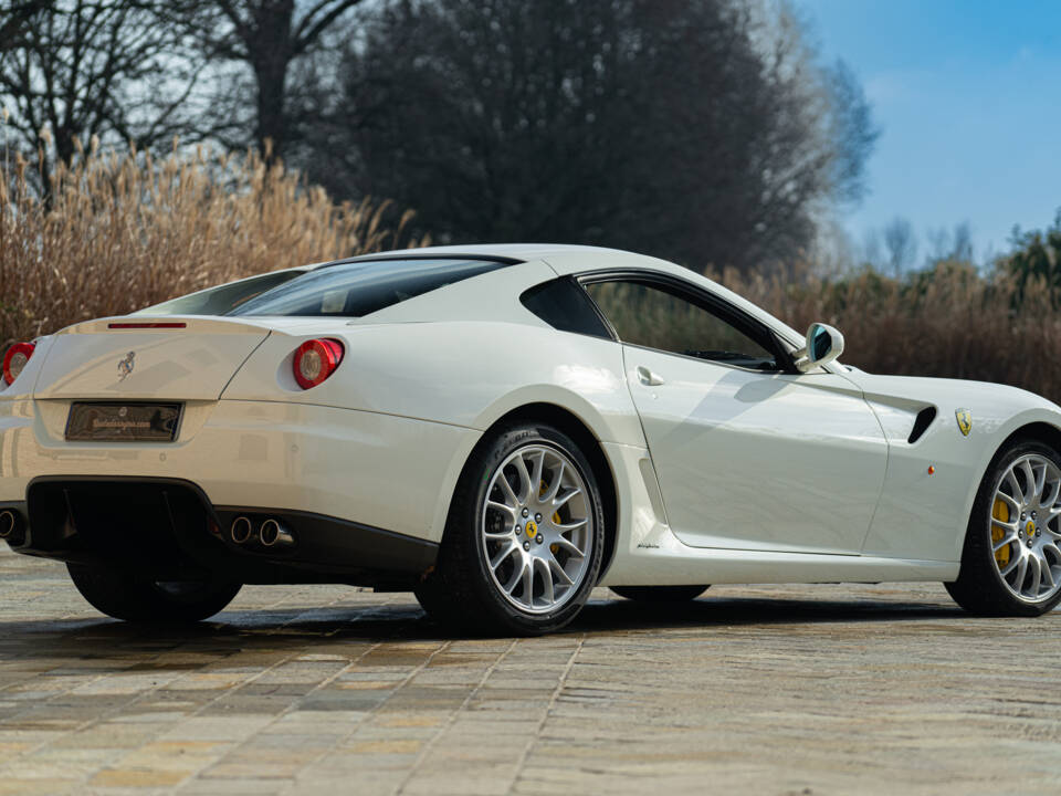 Imagen 8/50 de Ferrari 599 GTB Fiorano (2008)