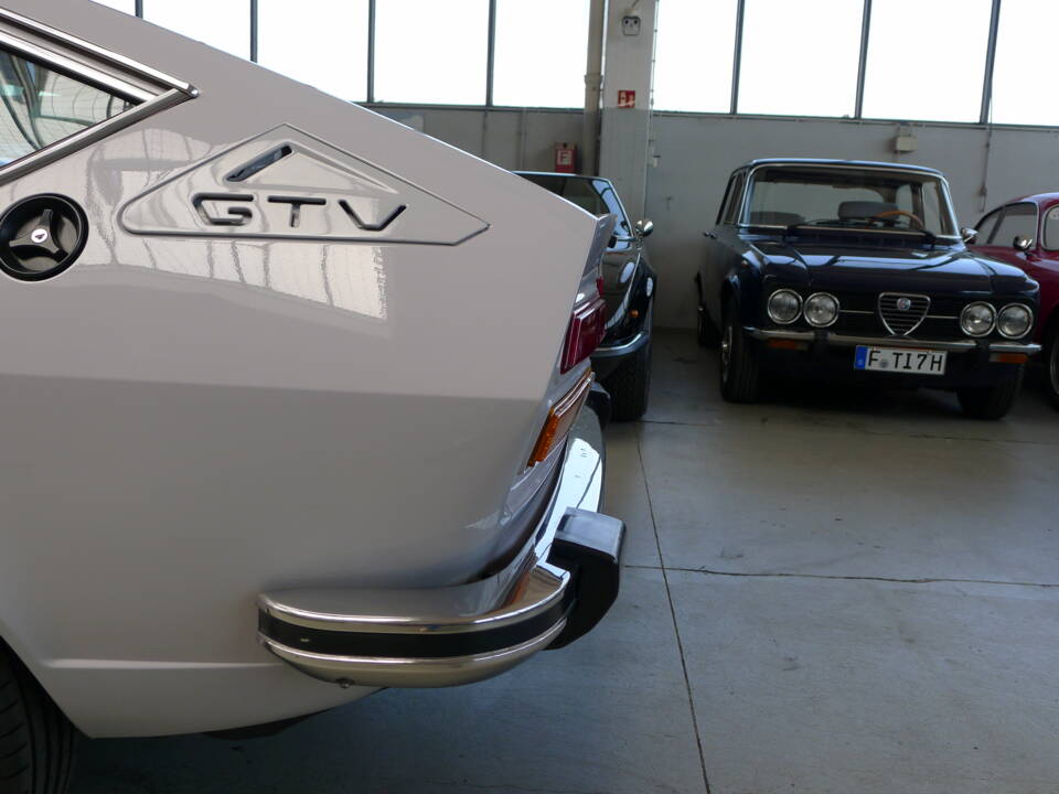 Bild 33/45 von Alfa Romeo Alfetta GT 1.6 (1978)
