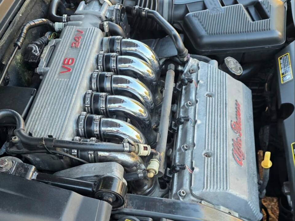 Image 22/50 de Alfa Romeo 166 2.5i V6 24V (2001)