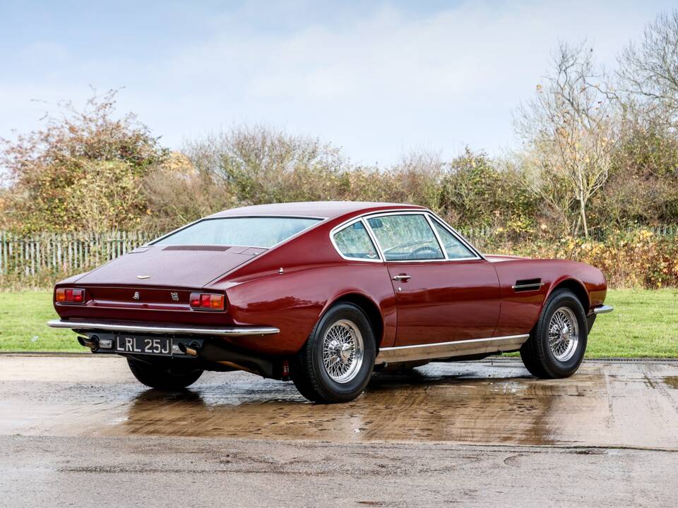 Bild 2/22 von Aston Martin DBS (1970)