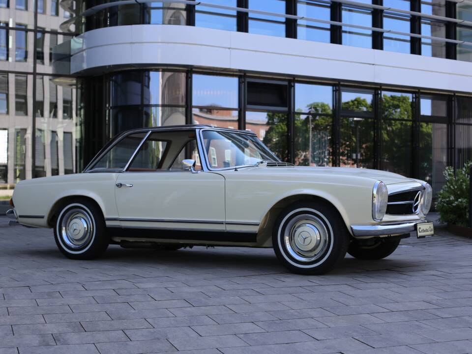 Imagen 3/50 de Mercedes-Benz 230 SL (1965)