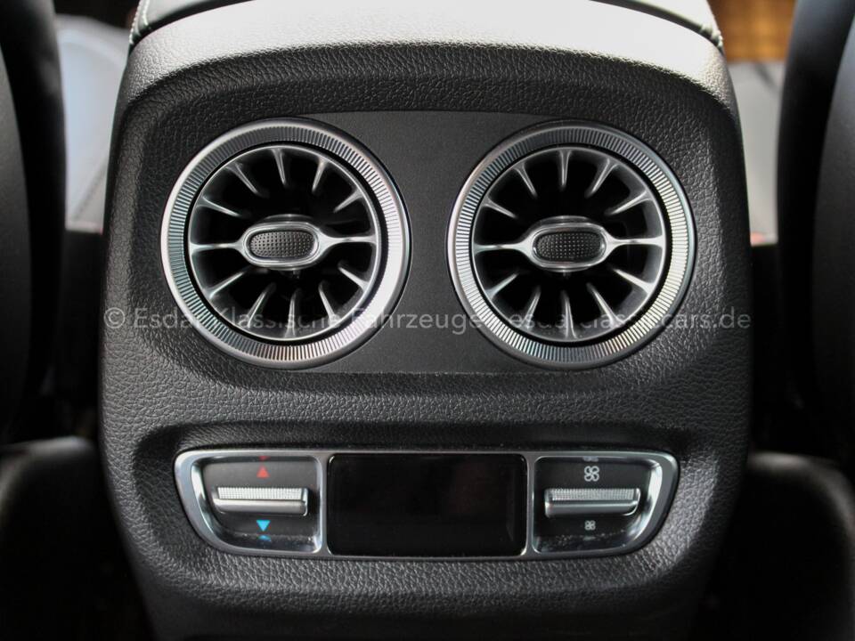 Image 31/32 of Mercedes-Benz G 500 (LWB) (2023)