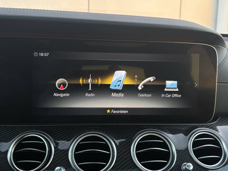 Bild 30/47 von Mercedes-Benz AMG E 63 S 4MATIC+ (2018)