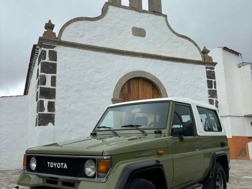Bild 15/60 von Toyota Land Cruiser Turbo LJ 70 (1987)