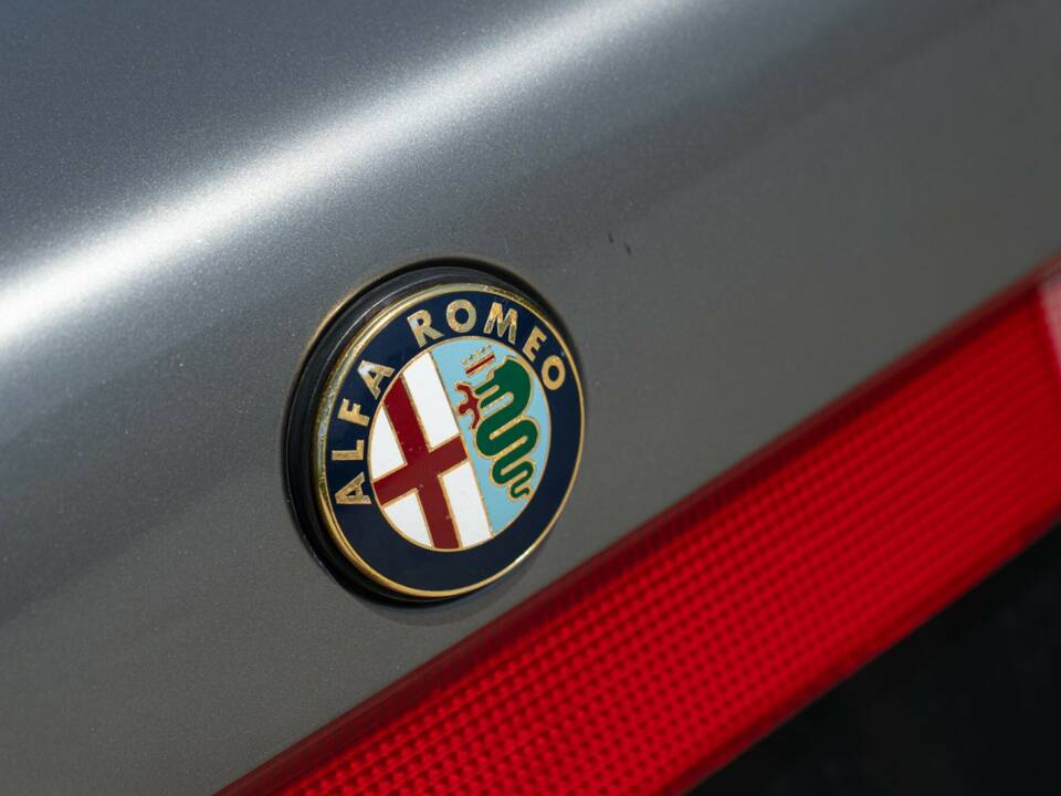Image 19/50 de Alfa Romeo 164 2.0 (1991)