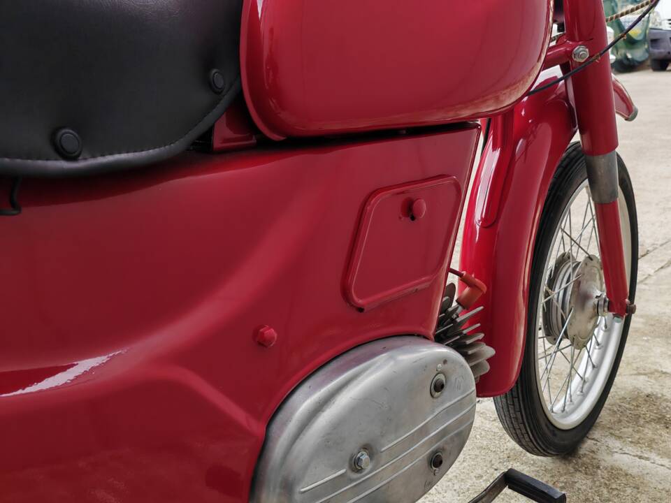 Immagine 11/11 di Moto Guzzi Zigolo Lusso (1956)