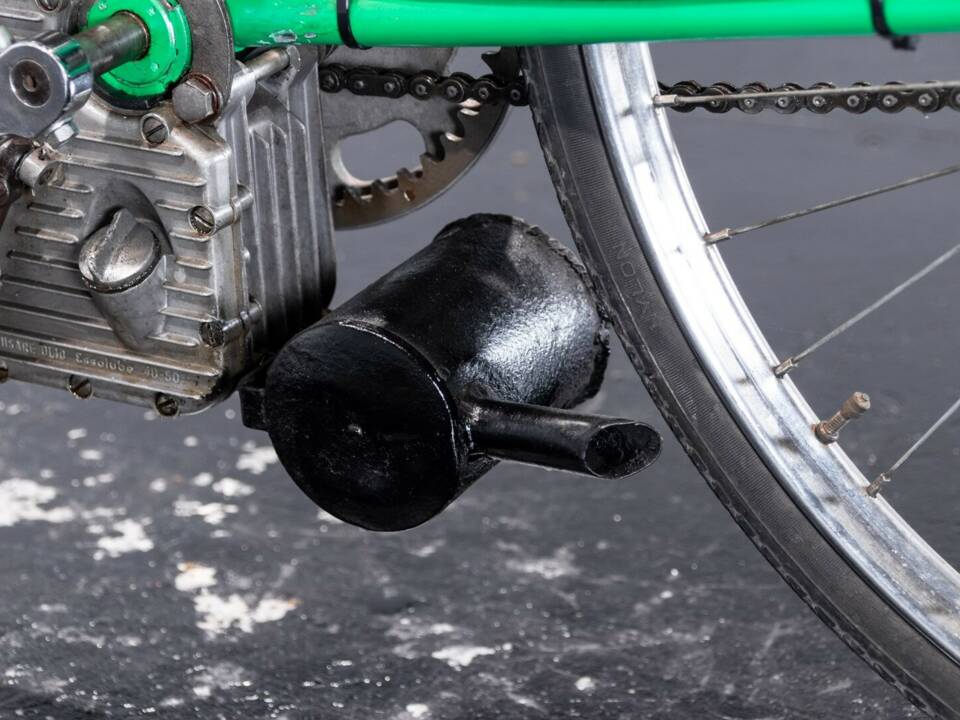 Image 33/47 of Ducati Cucciolo (1948)