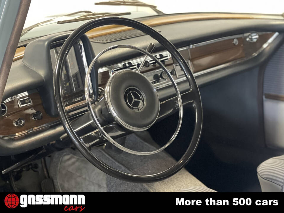 Bild 11/15 von Mercedes-Benz 220 SE b (1963)