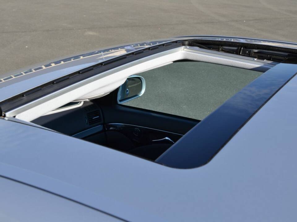 Imagen 44/100 de Mercedes-Benz E 55 AMG (2003)