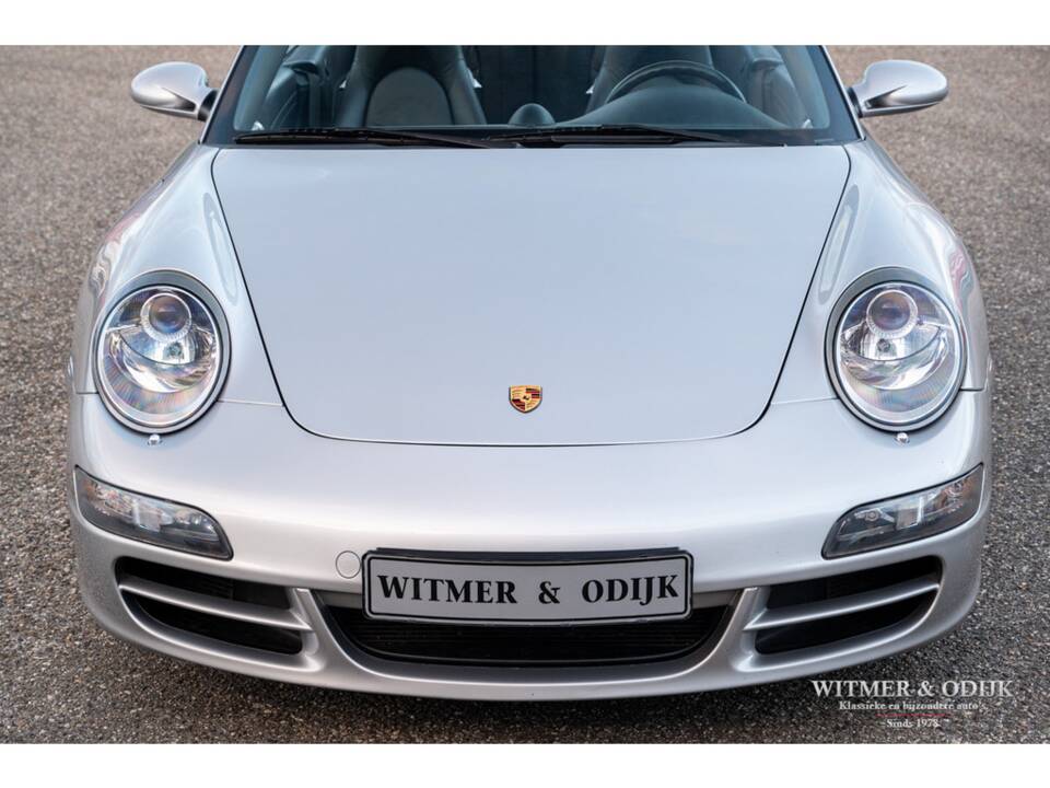 Bild 13/29 von Porsche 911 Carrera S (2005)