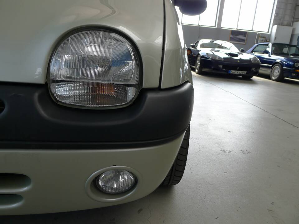 Bild 2/40 von Renault Twingo 1.2 (2000)