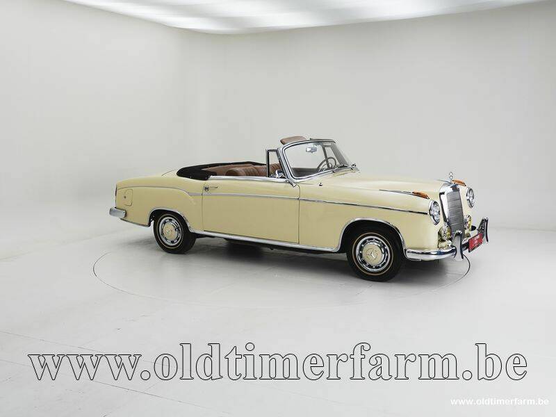 Afbeelding 3/15 van Mercedes-Benz 220 SE b (1961)