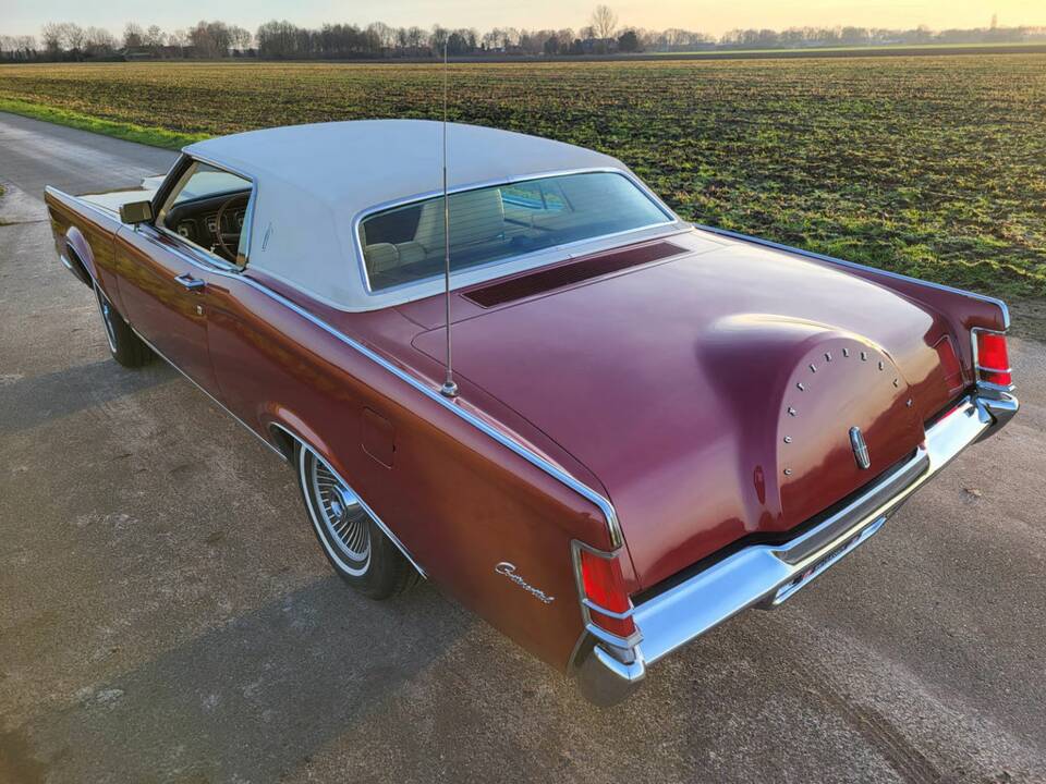 Bild 7/8 von Lincoln Continental Coupé (1970)